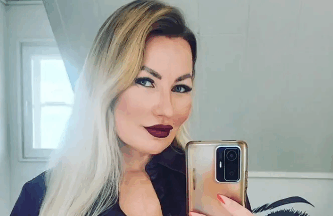 Marika Fingerroos